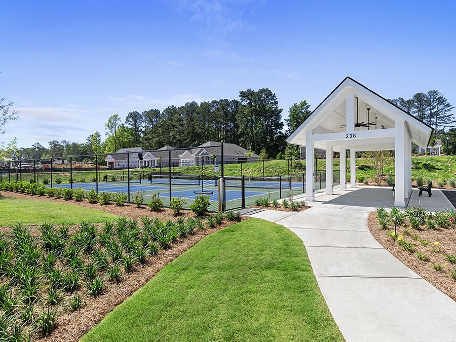 Pickleball courts now open at Echols Farm